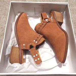 Dolce Vita booties